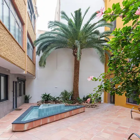 Apartment Andres Perez & Quiet Courtyard By Ele